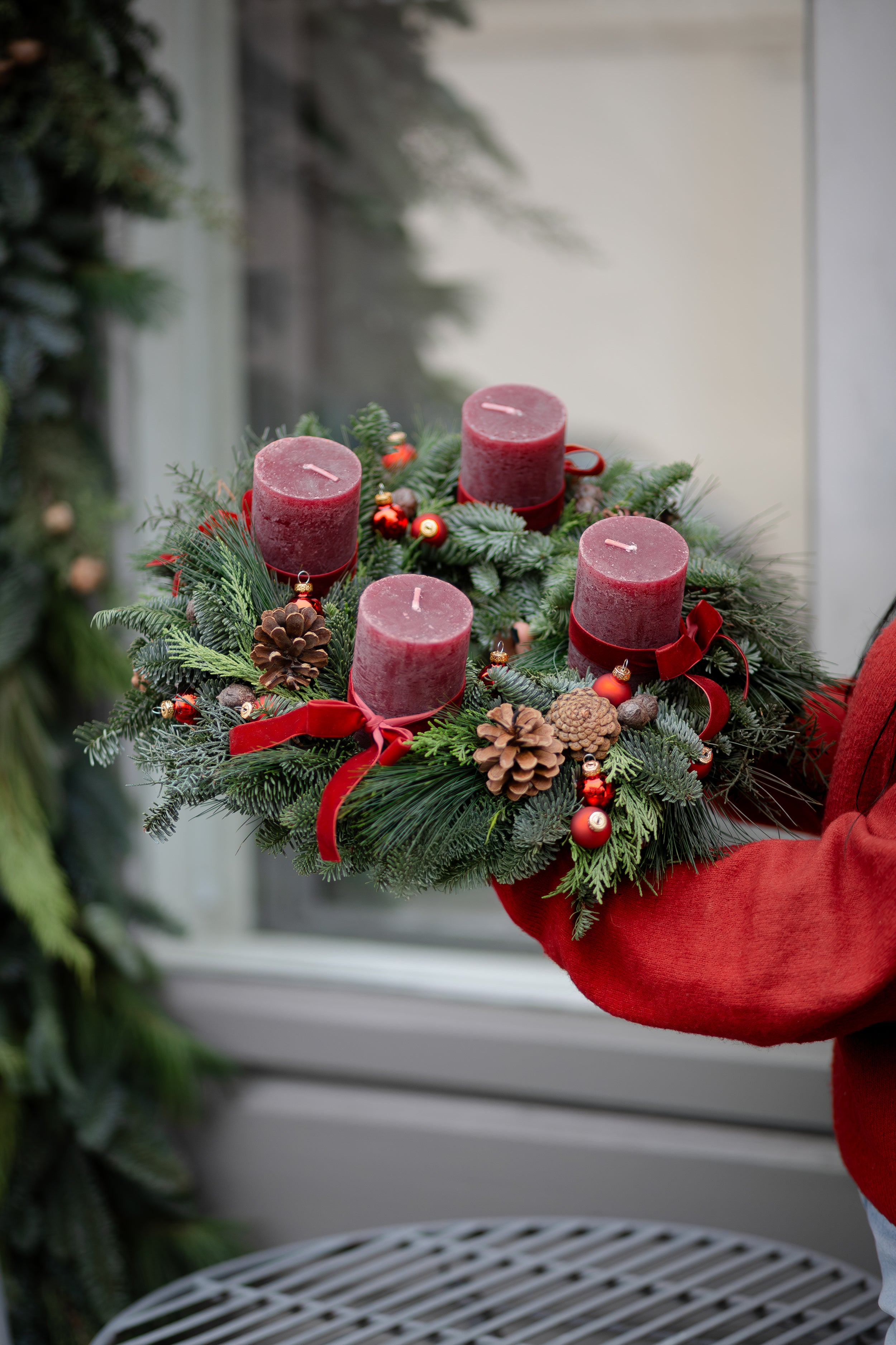 Weihnachtskranz mit Deko Rot 30cm