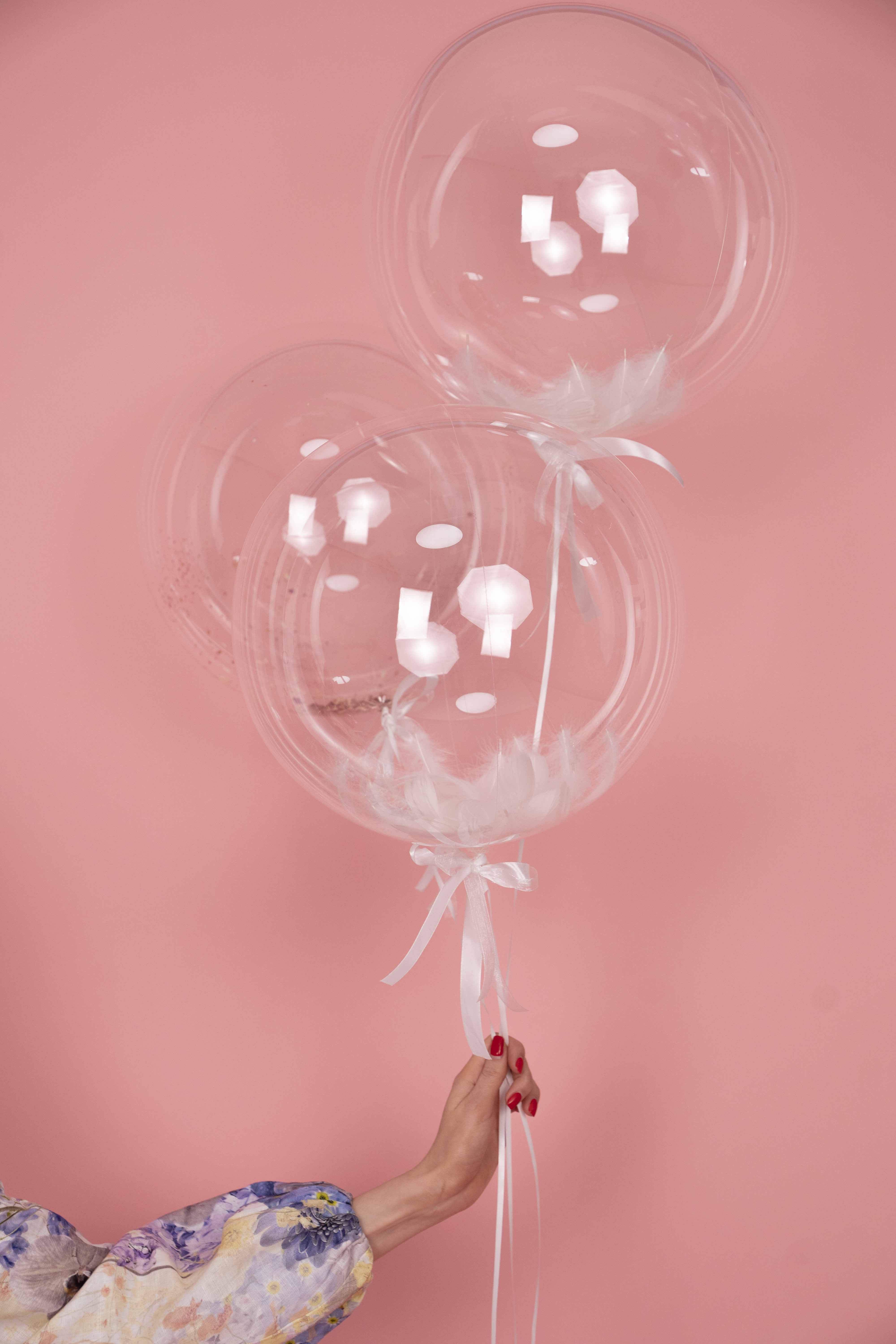 Trio Bubble with feathers