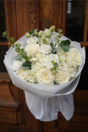 Blumerie Classic White medium