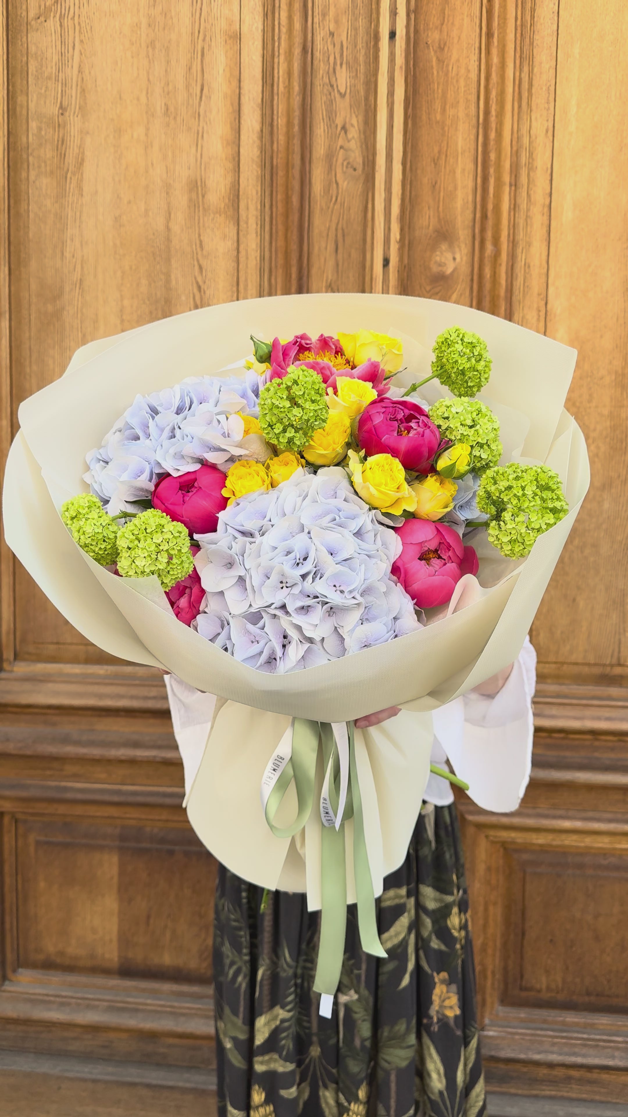 Video laden: Colourful May