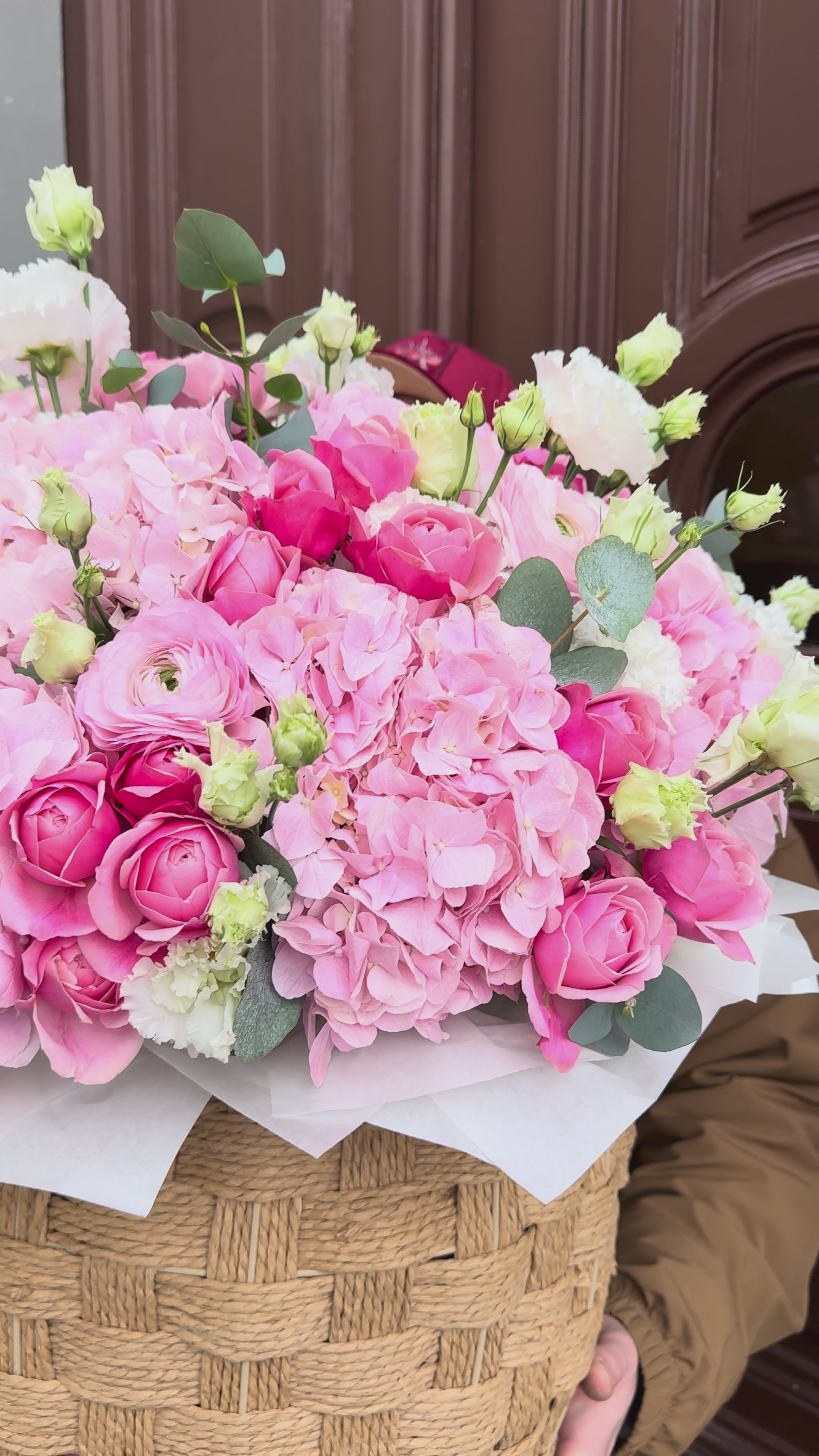 Load video: The Blumerie Basket